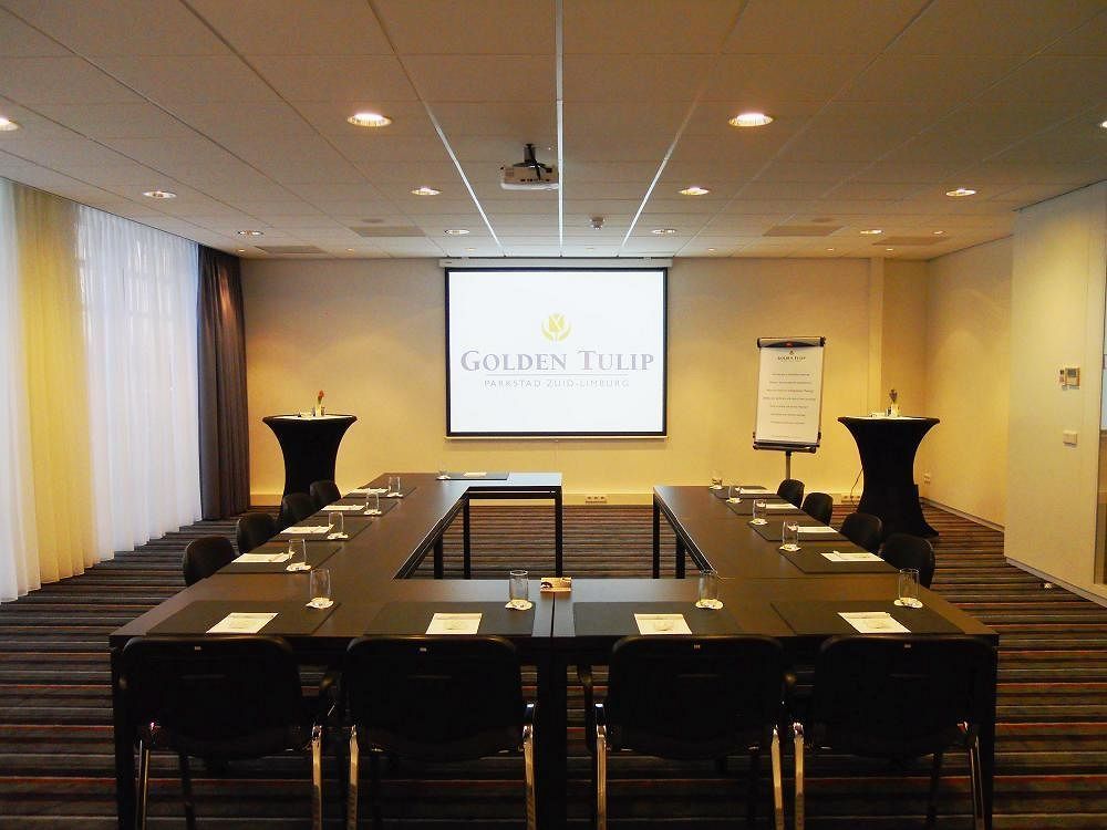 Fletcher Hotel-Restaurant Parkstad- Zuid Limburg 케르크라데 시설 사진